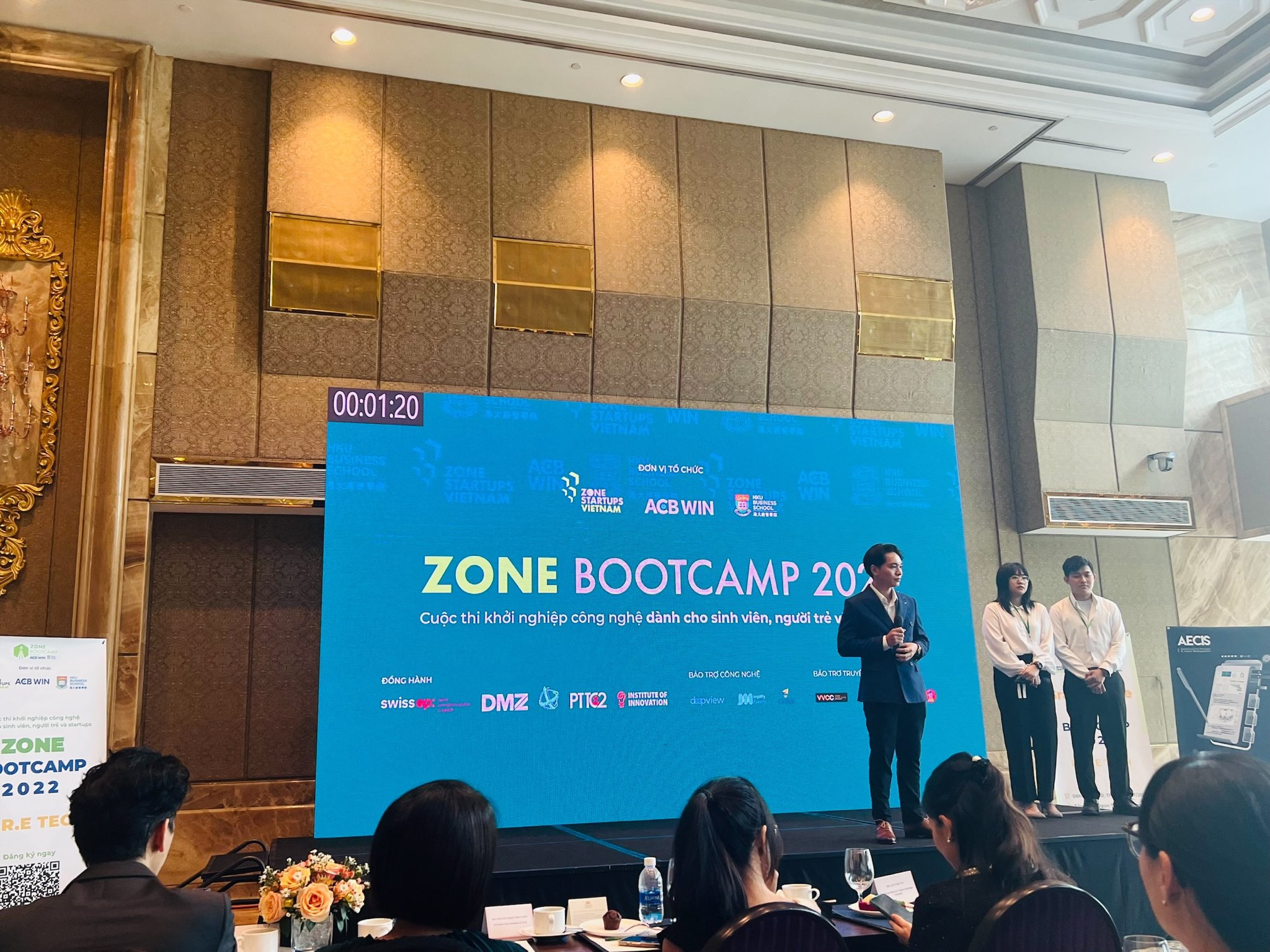 Zone Bootcamp 2022 결승전에 참가한 HITEK